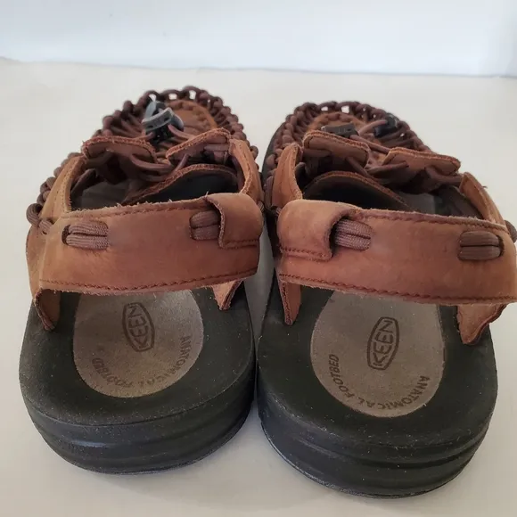 KEEN Men 11.5 UNEEK Leather Woven Slingback Sandals Brown Bungee Lace Hike Fish