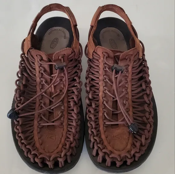 KEEN Men 11.5 UNEEK Leather Woven Slingback Sandals Brown Bungee Lace Hike Fish