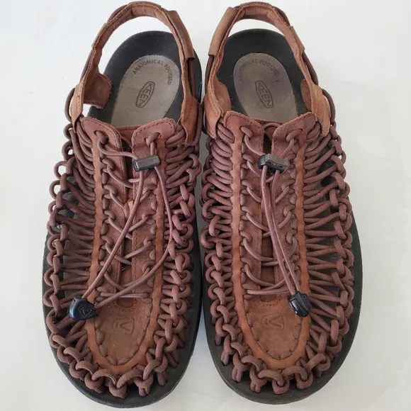KEEN Men 11.5 UNEEK Leather Woven Slingback Sandals Brown Bungee Lace Hike Fish