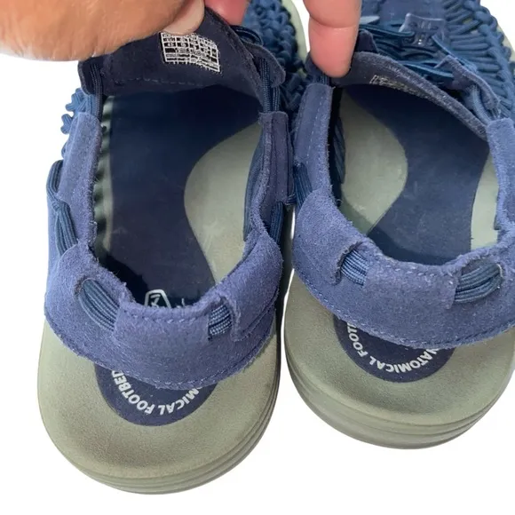 Keen Uneek Sandals Navy Sz 10