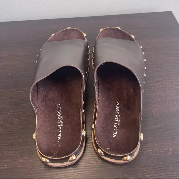 Kelsi Dagger Squish Buffalo Stud Slide Sandals