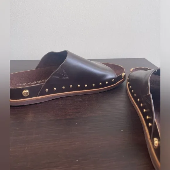 Kelsi Dagger Squish Buffalo Stud Slide Sandals