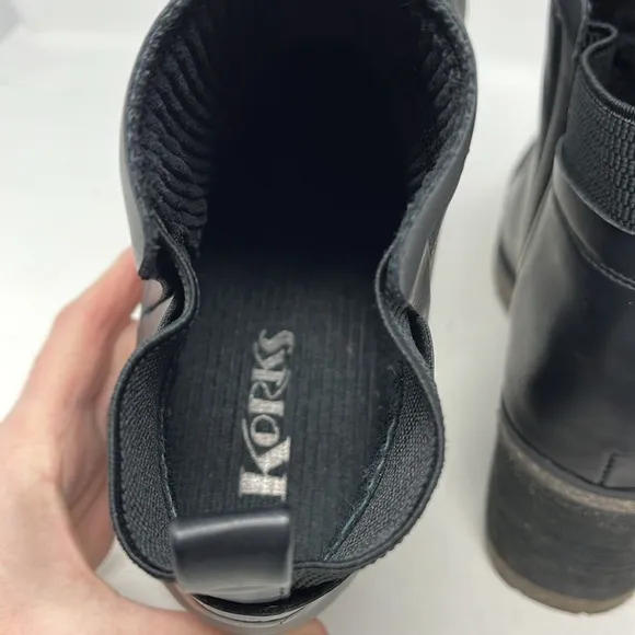 KORKS ELSIE BOOTIE Black Ankle Boots with Chunky Heel SIZE 9.5