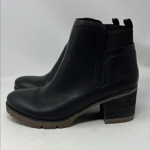 KORKS ELSIE BOOTIE Black Ankle Boots with Chunky Heel SIZE 9.5