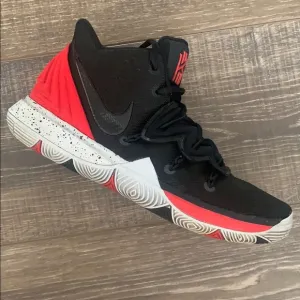 Kyrie 5 Bred
