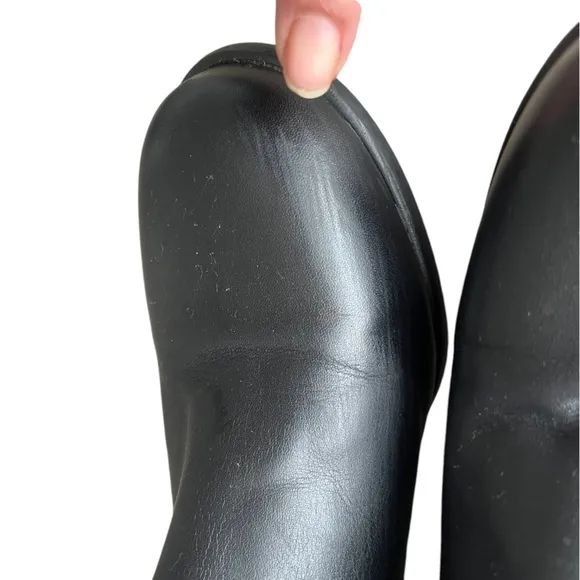 La Canadienne Waterproof Black Leather Ankle Boots size 7