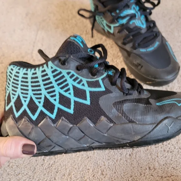 LaMelo Ball MB.01 Buzzy City Basketball Sneakers 7