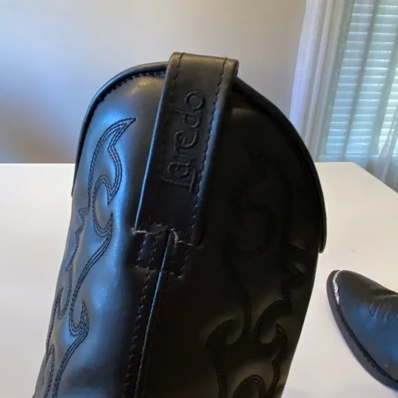 Laredo LC3200 Youth Pointed Toe Leather Black Western Boots Size 4‎ D