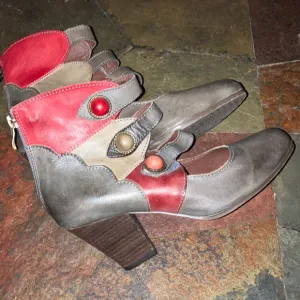 L'ATISTE Red and Gray Heeled Boots with Chunky Block Heel