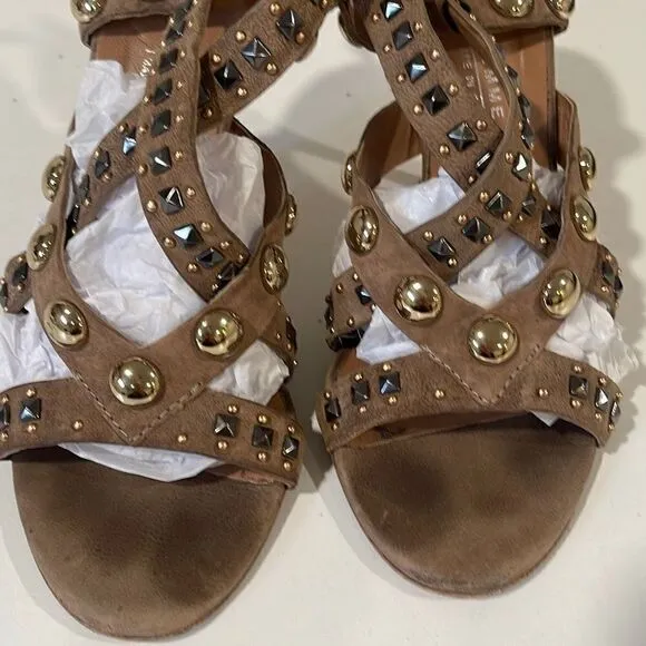 Latitude Femme Tan Studded Sandals Size 39.5
