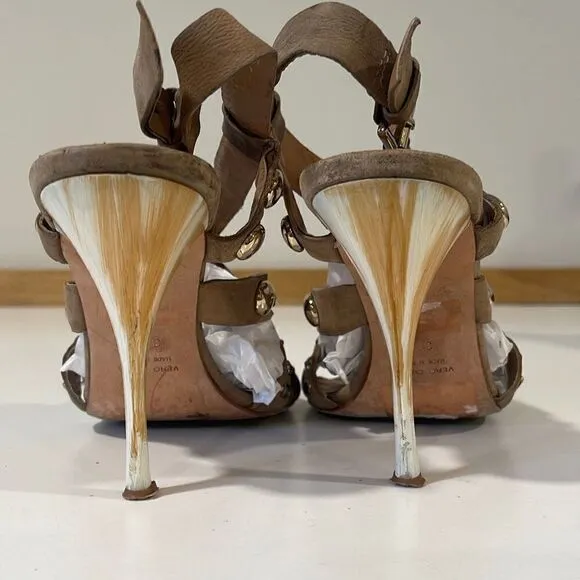 Latitude Femme Tan Studded Sandals Size 39.5