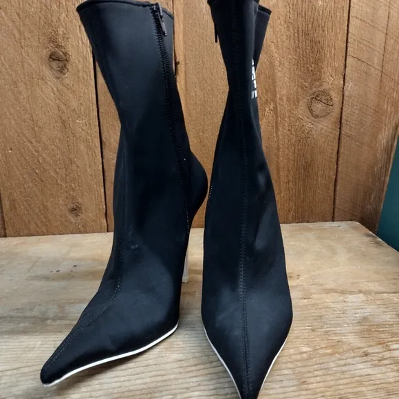 LF by Jeffrey Campbell neoprene vedette boots Booties pointed toe y2k size 7