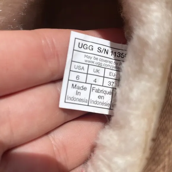 LIKE NEW UGG Platform Classic Ultra Mini Platform Boots!