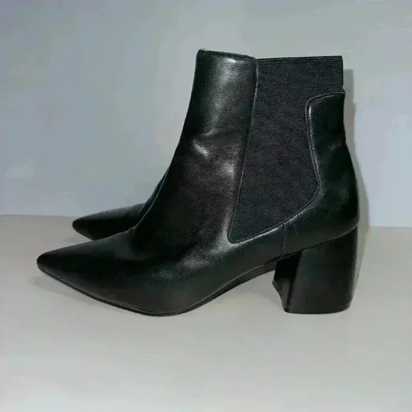 Linea Paolo Women's Sz 8 1/2 Black Leather Sienna Chelsea Pointy Block Heel Boot