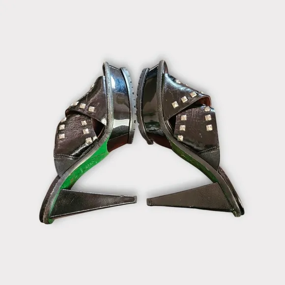 Lisa for Donald J Pliner Black Patent Leather Studded Platform Heeled Sandals