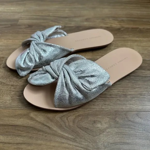 Loeffler Randall Phoebe Silver Leather Knot Flat Sandals, sz 8