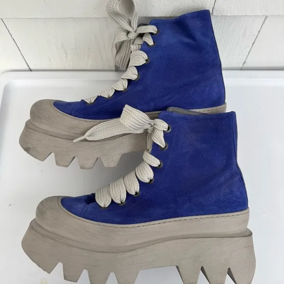 LoFina Lace-Up Suede Chunky Platform Sole Boots Blue size 40