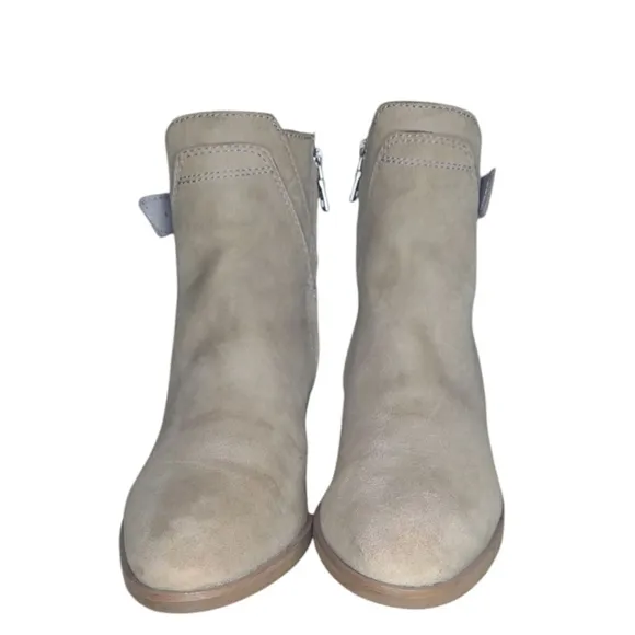 Lucca Lane Pointed Toe Meyna Ankle Boots Suede Taupe Size 7