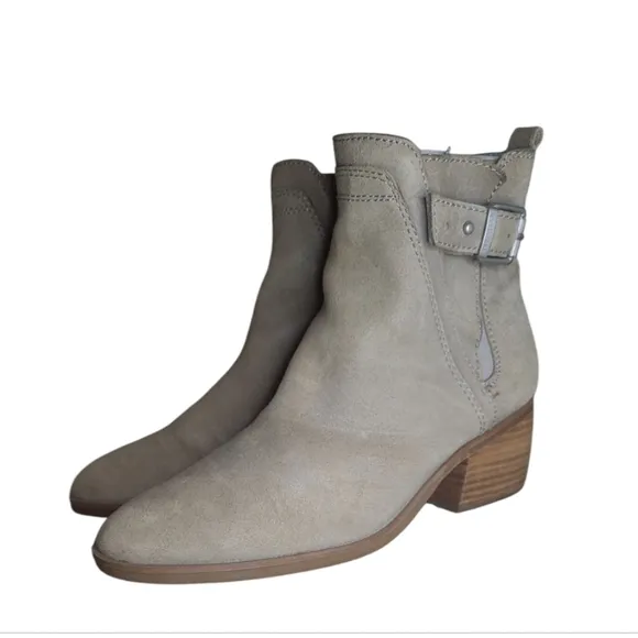 Lucca Lane Pointed Toe Meyna Ankle Boots Suede Taupe Size 7