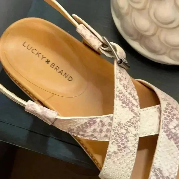 Lucky brand platform sandals NWT