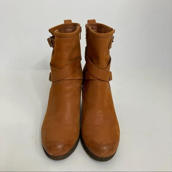 Lucky Brand Women’s Orenza Leather Chunky Heel Buckle Boots 8.5