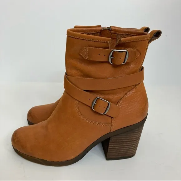 Lucky Brand Women’s Orenza Leather Chunky Heel Buckle Boots 8.5