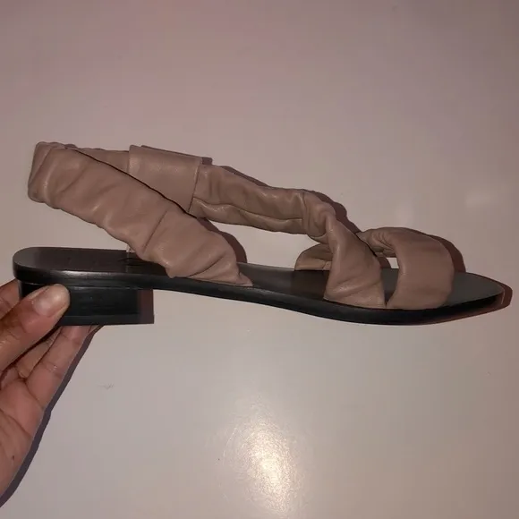 M. Gemi Gabriela Tan sandals NEW!
