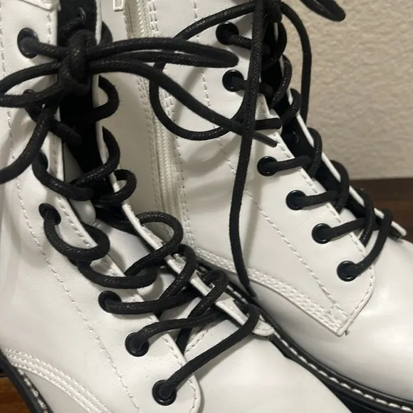 Madden Girl White combat lace up chunky boots size 8.5