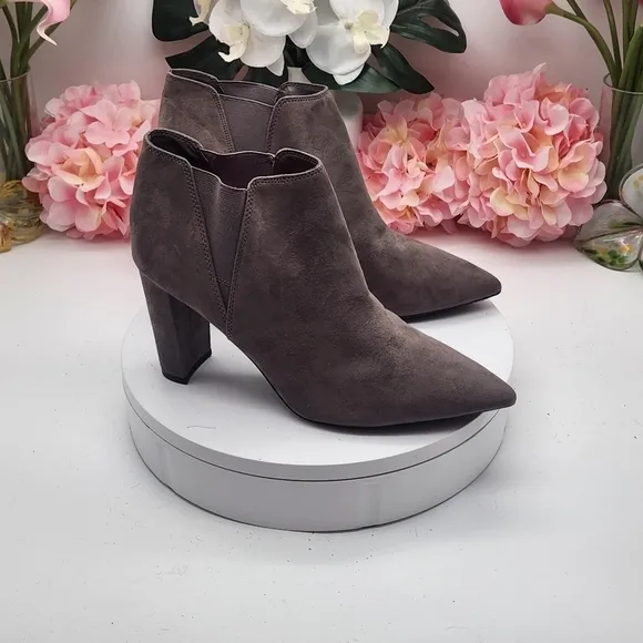 Marc Fisher Gray Suede Ankle Boots Size 11