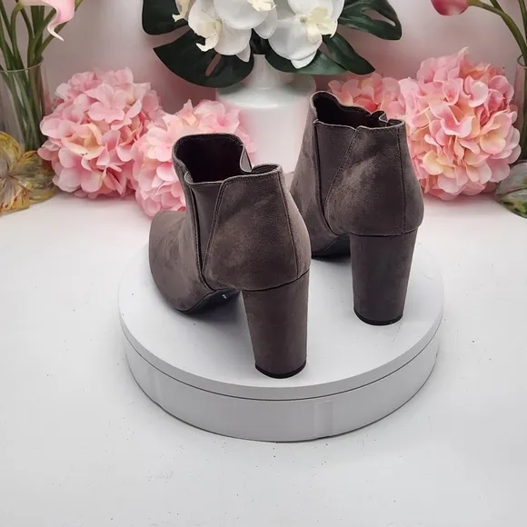 Marc Fisher Gray Suede Ankle Boots Size 11