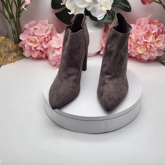 Marc Fisher Gray Suede Ankle Boots Size 11