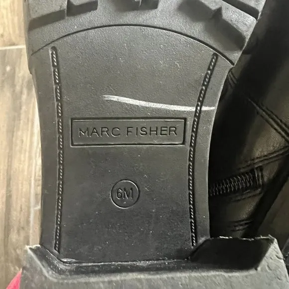 Marc Fisher Lanie Chunky Block Heel Boots Size 6M Red Laces  Black