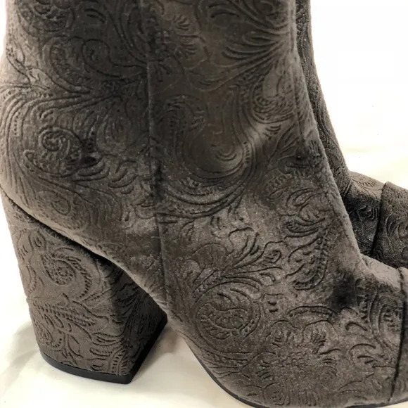 Marc Fisher Prana Cap Toe Bootie 5.5