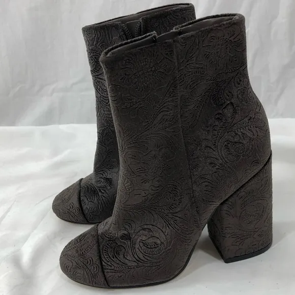 Marc Fisher Prana Cap Toe Bootie 5.5
