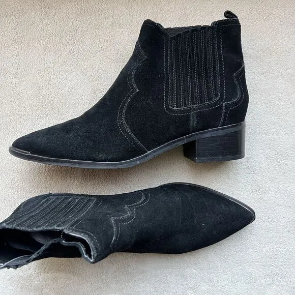 Marc Fisher Yohani Black Suede Ankle Bootie Boots Women 8 M Pointed Toe Western