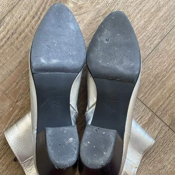 Marc Ellis Silver Leather Western Ankle Boots w Chunky Black Heel