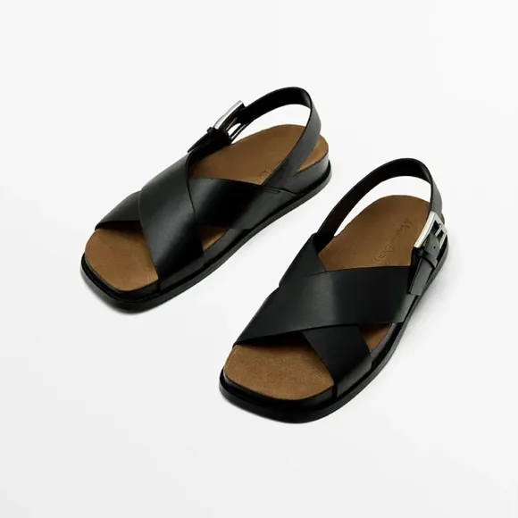 Massimo Dutti Black Leather Sandals. Size 37
