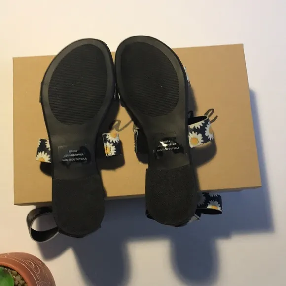 MATISSE BLACK DAISY NIKITA LEATHER SANDAL