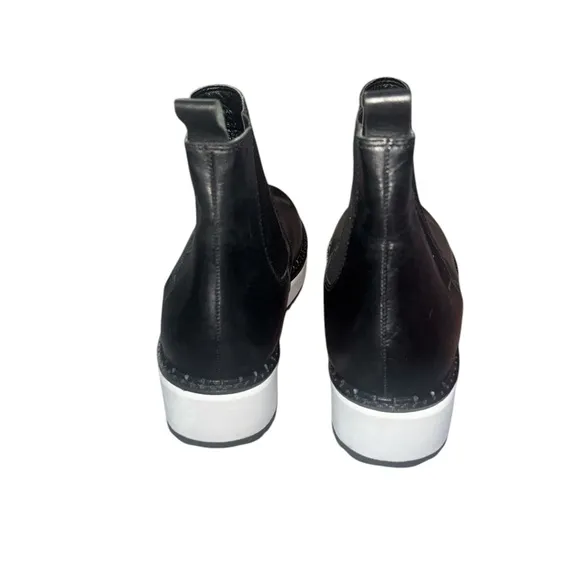 Matisse black leather Ronan 9.5M  Boots