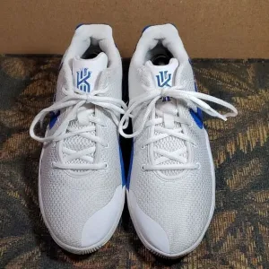 Men's Nike Kyrie Flytrap Ii White/Blue Basketball Sneakers- Size 6