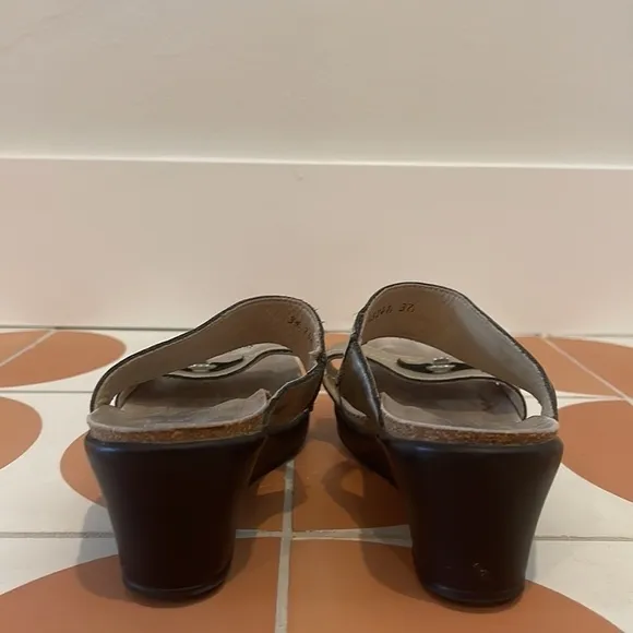 Mephisto Leather Sandals