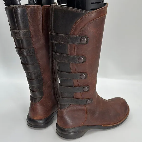 Merrell Captiva Launch 2 Waterproof Boot Cherry/Brown, Black Boots w/Zipper Sz 7