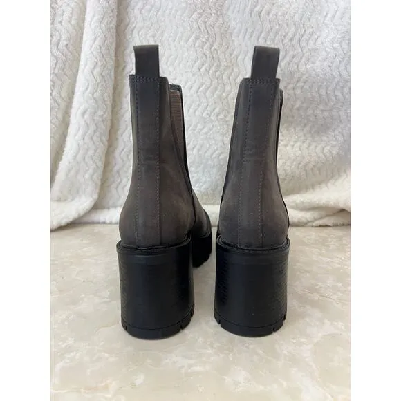 Mia Grey Pull On Chunky Lug Sole Platform Heeled Chelsea Boots Womens 10 US New