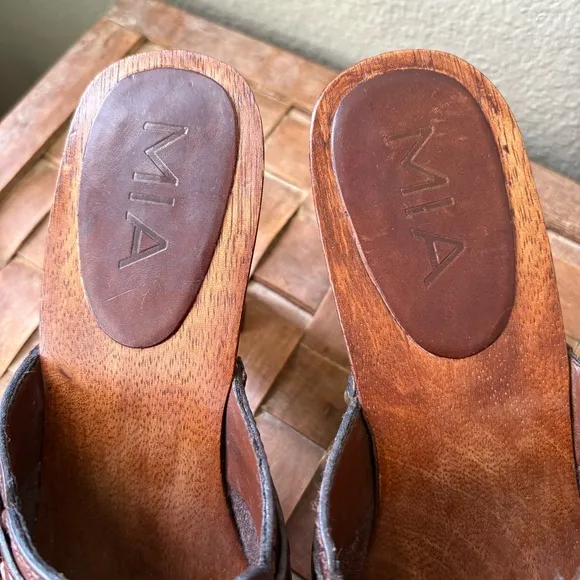 MIA Vintage Braided &amp; Tooled Wood Heeled Leather Studded Clog | Brown | Size 7.5