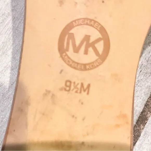Michael Kors Beige Leather Slides with Bow Women Sandals Size 9.5