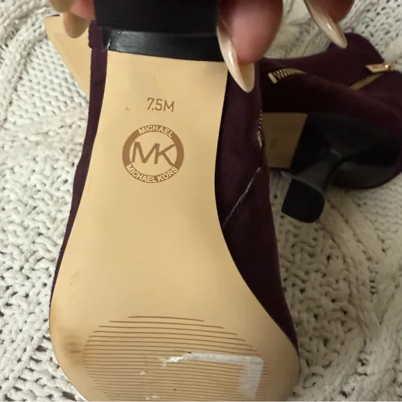 Michael Kors Clara Pointed Toe Ankle Boot Size 7.5