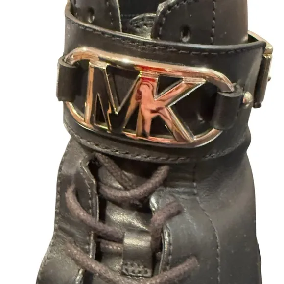 Michael Kors Kincaid Black Leather Zip Combat Boot Silver Accents Womens 8.5