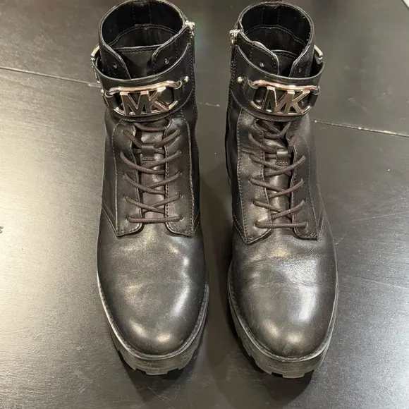 Michael Kors Kincaid Black Leather Zip Combat Boot Silver Accents Womens 8.5