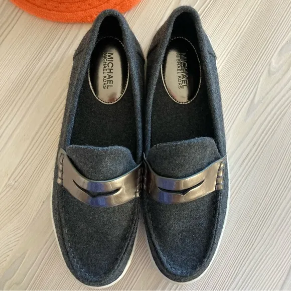 Michael Kors Loafers size 8.5M