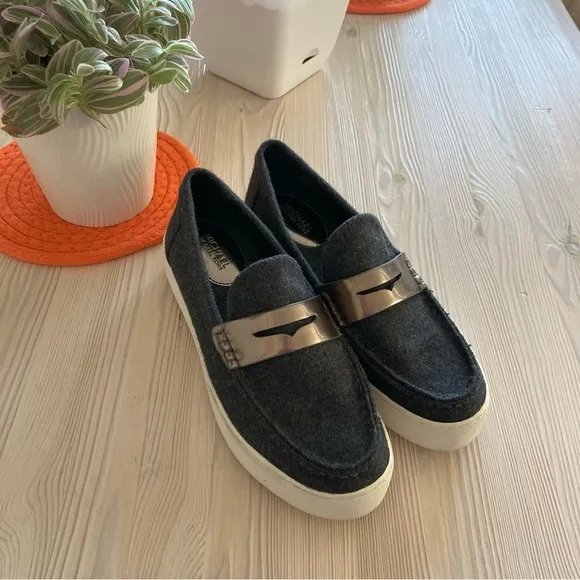 Michael Kors Loafers size 8.5M